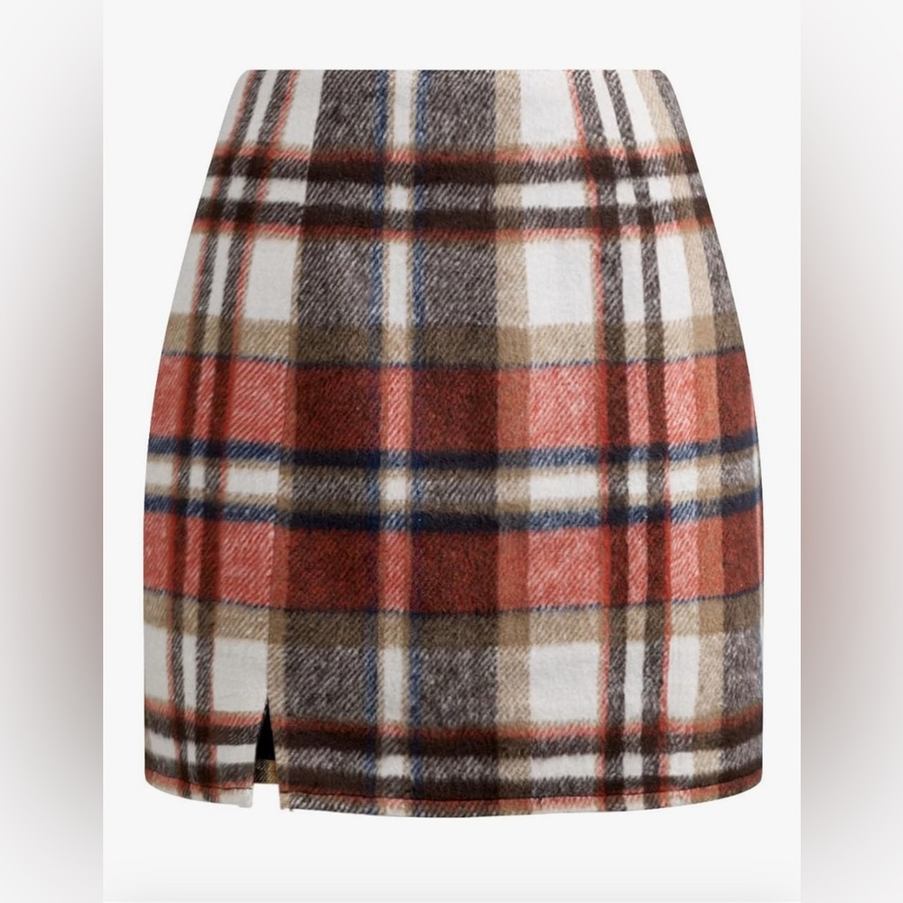 Plaid Mini Skirt in Brown and Red